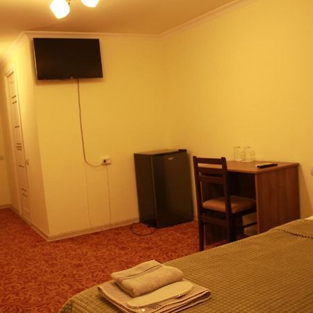 Hotel International Yerevan Exterior photo