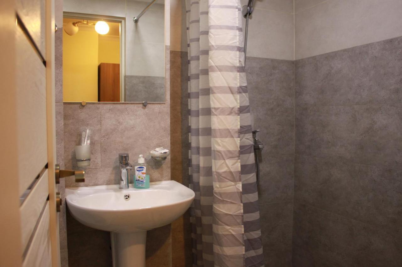 Hotel International Yerevan Exterior photo