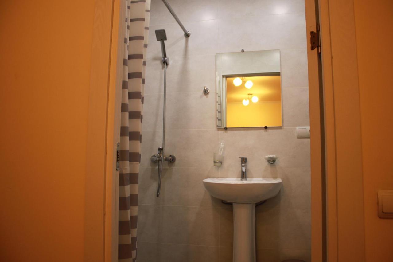 Hotel International Yerevan Exterior photo